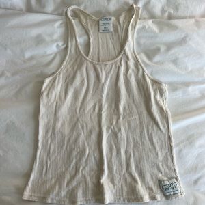 Limited edition ceres sport racer back ribbed v neck